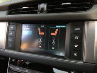 USED 2018 67 JAGUAR XF 2.0 D PRESTIGE 4d 177 BHP 