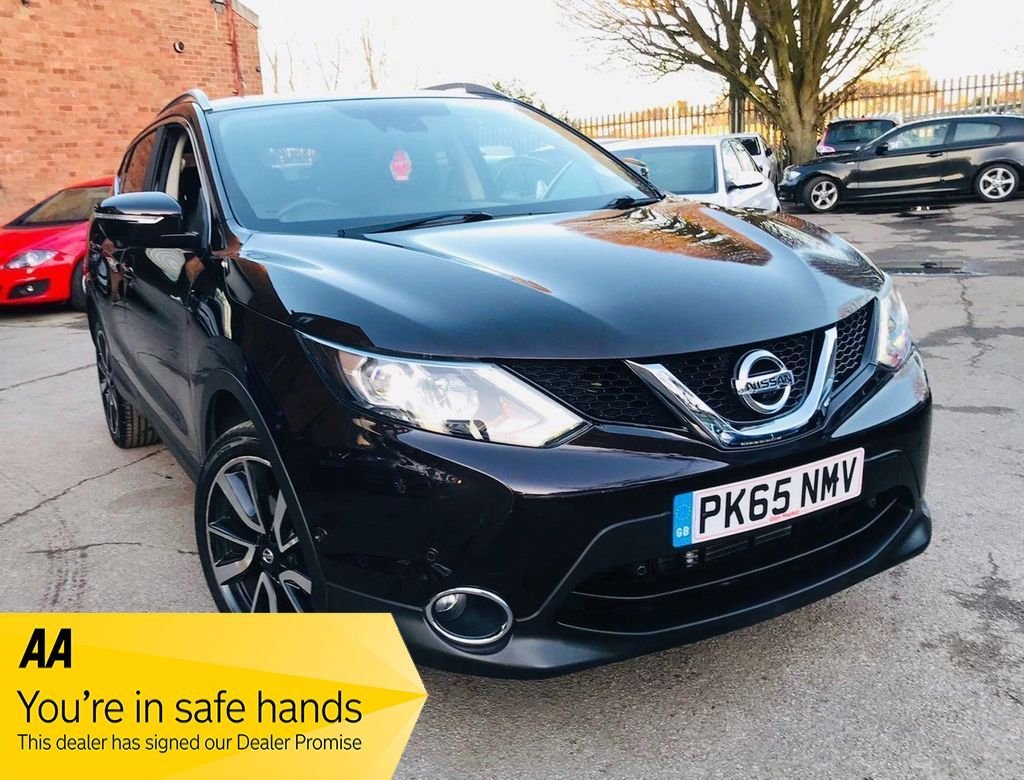 View our NISSAN QASHQAI