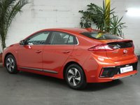 USED 2017 67 HYUNDAI IONIQ 1.6 PREMIUM SE 5d SAT NAV LEATHER HEATED SEATS