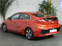 USED 2017 67 HYUNDAI IONIQ 1.6 PREMIUM SE 5d SAT NAV LEATHER HEATED SEATS