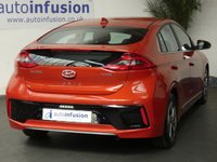 USED 2017 67 HYUNDAI IONIQ 1.6 PREMIUM SE 5d SAT NAV LEATHER HEATED SEATS