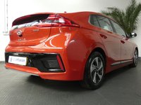 USED 2017 67 HYUNDAI IONIQ 1.6 PREMIUM SE 5d SAT NAV LEATHER HEATED SEATS