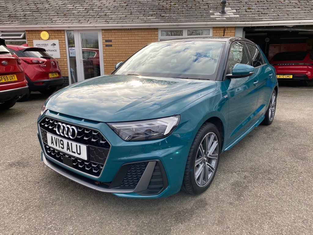 View our AUDI A1