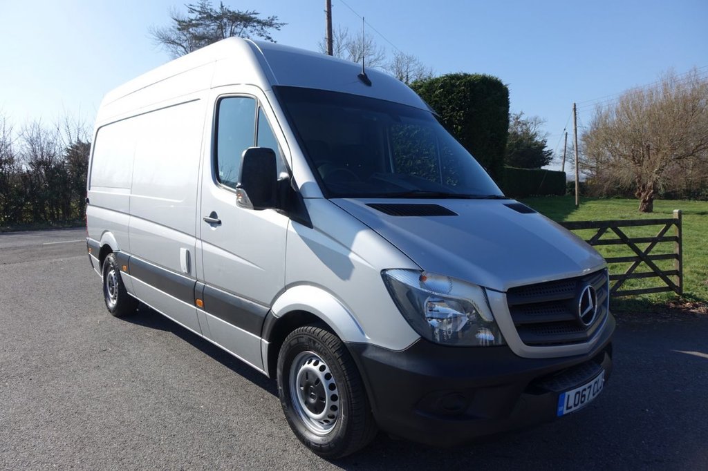 View our MERCEDES-BENZ SPRINTER