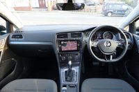 USED 2018 67 VOLKSWAGEN GOLF 1.4 SE NAVIGATION TSI BLUEMOTION TECHNOLOGY DSG 5d 124 BHP 