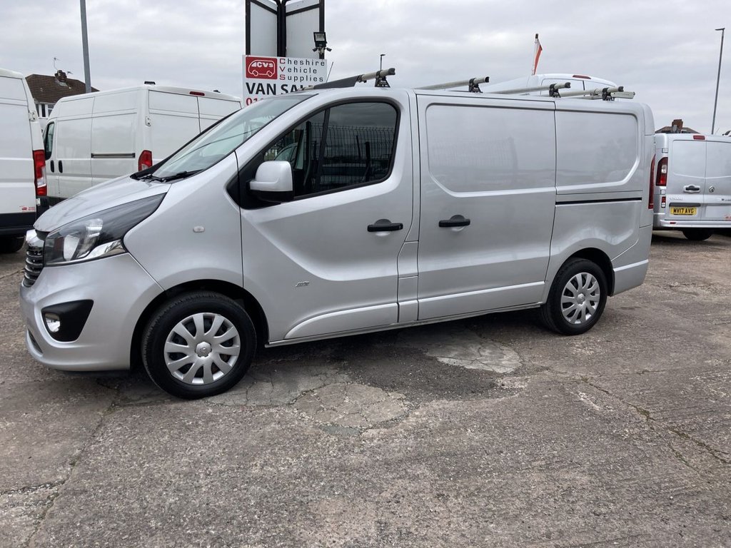 View our VAUXHALL VIVARO