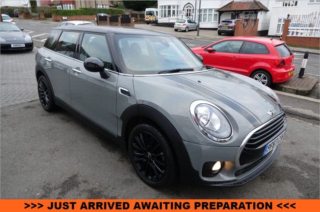 View our MINI CLUBMAN