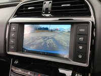 USED 2016 65 JAGUAR XE 2.0 PRESTIGE 4d 161 BHP 