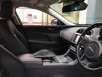 USED 2016 65 JAGUAR XE 2.0 PRESTIGE 4d 161 BHP 