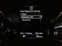 USED 2016 65 JAGUAR XE 2.0 PRESTIGE 4d 161 BHP 