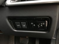 USED 2016 65 JAGUAR XE 2.0 PRESTIGE 4d 161 BHP 