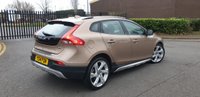 USED 2014 14 VOLVO V40 1.6 D2 CROSS COUNTRY LUX 5d 113 BHP 