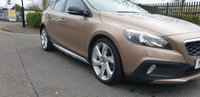 USED 2014 14 VOLVO V40 1.6 D2 CROSS COUNTRY LUX 5d 113 BHP 