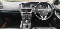 USED 2014 14 VOLVO V40 1.6 D2 CROSS COUNTRY LUX 5d 113 BHP 