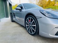 USED 2018 18 PORSCHE 718 2.5 CAYMAN S PDK 2d 345 BHP 1 Owner, F/P/S/H, Huge Spec