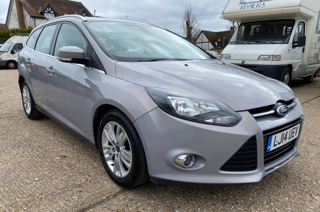 View our FORD FOCUS