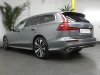 USED 2020 20 VOLVO V60 2.0 T5 INSCRIPTION PLUS 5d 246 BHP XENIUM WINTER CONVENIENCE PACK MASSIVE SPEC SEE AD