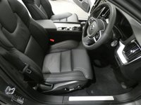USED 2020 20 VOLVO V60 2.0 T5 INSCRIPTION PLUS 5d 246 BHP XENIUM WINTER CONVENIENCE PACK MASSIVE SPEC SEE AD