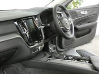 USED 2020 20 VOLVO V60 2.0 T5 INSCRIPTION PLUS 5d 246 BHP XENIUM WINTER CONVENIENCE PACK MASSIVE SPEC SEE AD