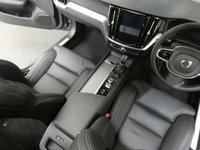 USED 2020 20 VOLVO V60 2.0 T5 INSCRIPTION PLUS 5d 246 BHP XENIUM WINTER CONVENIENCE PACK MASSIVE SPEC SEE AD