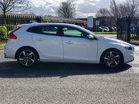USED 2015 65 VOLVO V40 1.6 D2 R-DESIGN 5d 113 BHP 