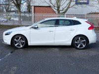 USED 2015 65 VOLVO V40 1.6 D2 R-DESIGN 5d 113 BHP 