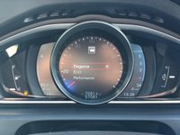 USED 2015 65 VOLVO V40 1.6 D2 R-DESIGN 5d 113 BHP 
