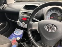 USED 2013 13 TOYOTA AYGO 1.0 VVT-I FIRE AC 5d 67 BHP &pound;0 Road Tax + 65MPG - Full Service History