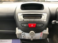USED 2013 13 TOYOTA AYGO 1.0 VVT-I FIRE AC 5d 67 BHP &pound;0 Road Tax + 65MPG - Full Service History