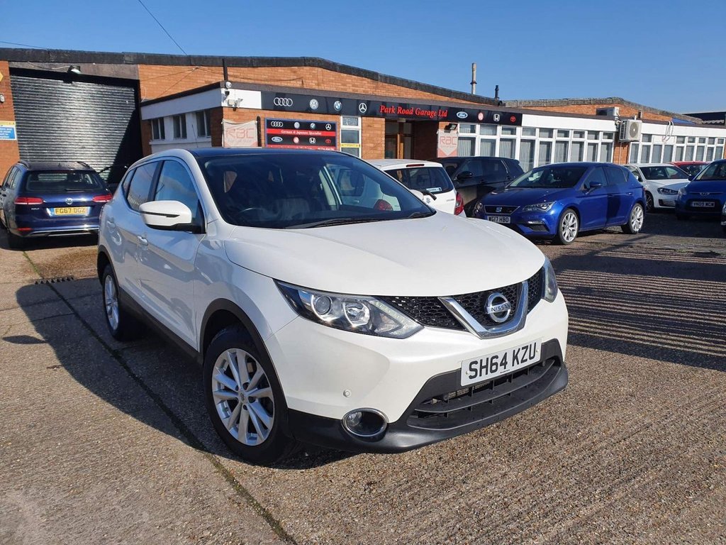 View our NISSAN QASHQAI