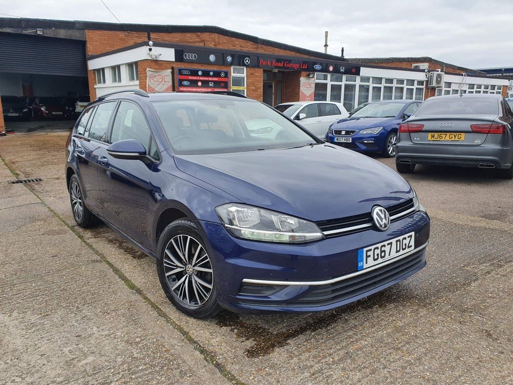 View our VOLKSWAGEN GOLF