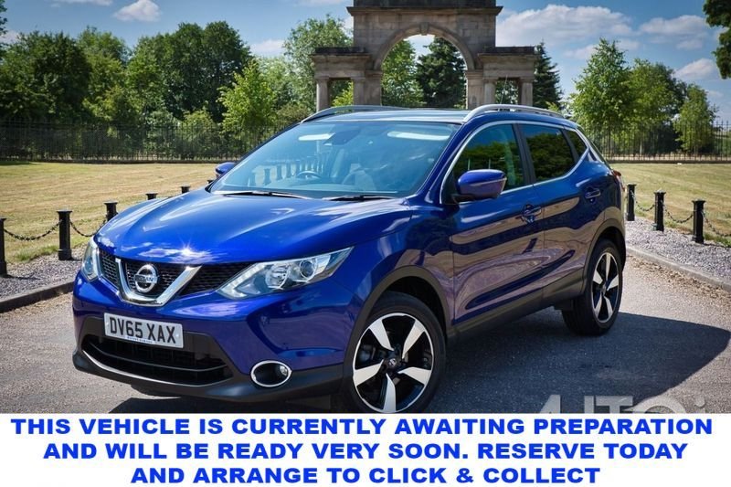 View our NISSAN QASHQAI