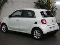 USED 2017 66 SMART FORFOUR 0.9 PASSION PREMIUM T 5d 90 BHP &pound;0 ROAD TAX SAT NAV 1 OWNER SERVICE HISTORY VAT Q