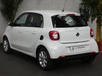 USED 2017 66 SMART FORFOUR 0.9 PASSION PREMIUM T 5d 90 BHP &pound;0 ROAD TAX SAT NAV 1 OWNER SERVICE HISTORY VAT Q