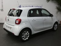 USED 2017 66 SMART FORFOUR 0.9 PASSION PREMIUM T 5d 90 BHP &pound;0 ROAD TAX SAT NAV 1 OWNER SERVICE HISTORY VAT Q