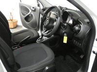 USED 2017 66 SMART FORFOUR 0.9 PASSION PREMIUM T 5d 90 BHP &pound;0 ROAD TAX SAT NAV 1 OWNER SERVICE HISTORY VAT Q