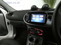 USED 2017 66 SMART FORFOUR 0.9 PASSION PREMIUM T 5d 90 BHP &pound;0 ROAD TAX SAT NAV 1 OWNER SERVICE HISTORY VAT Q