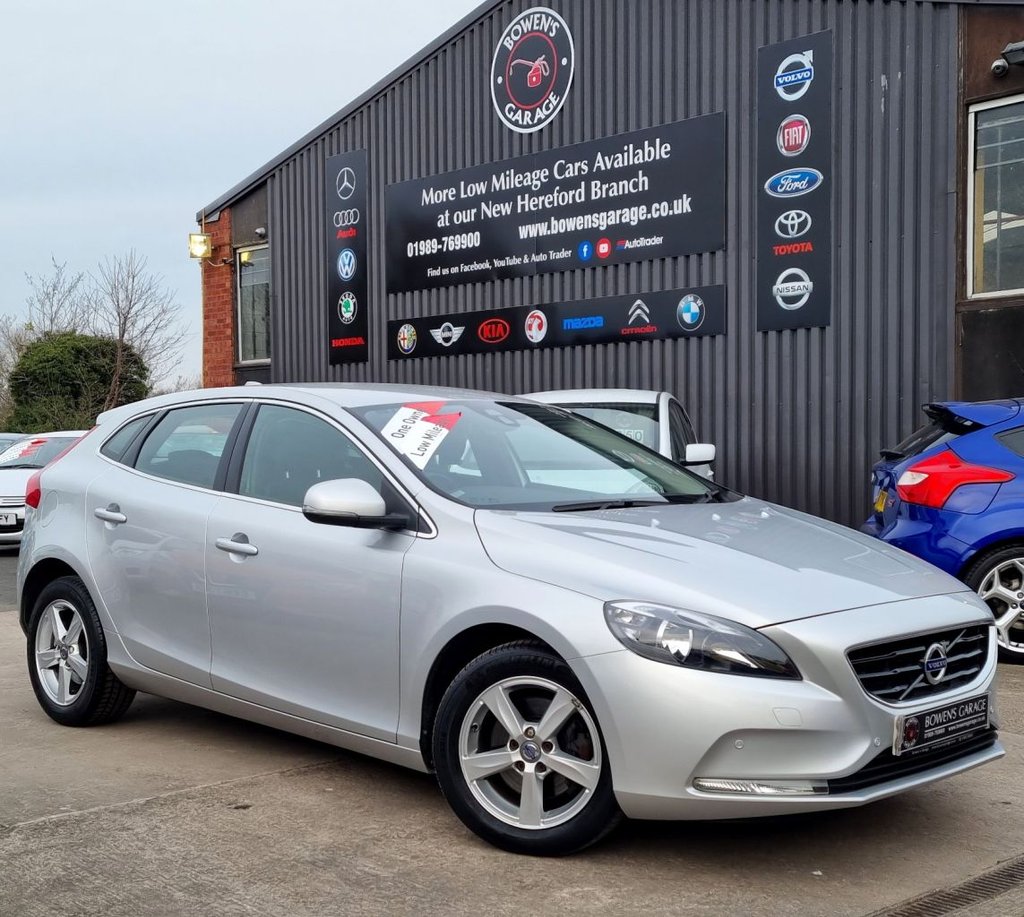 View our VOLVO V40