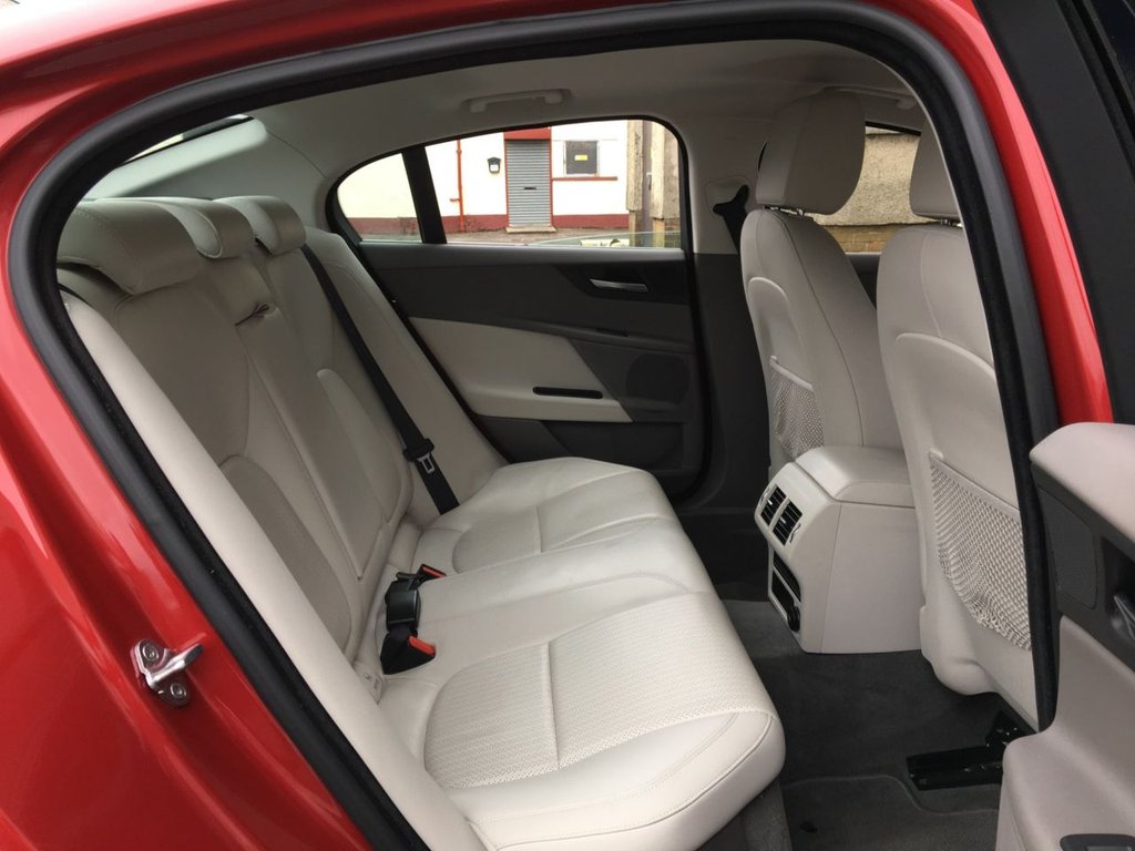 USED 2018 18 JAGUAR XE 2.0 D PORTFOLIO 4d 161 BHP 