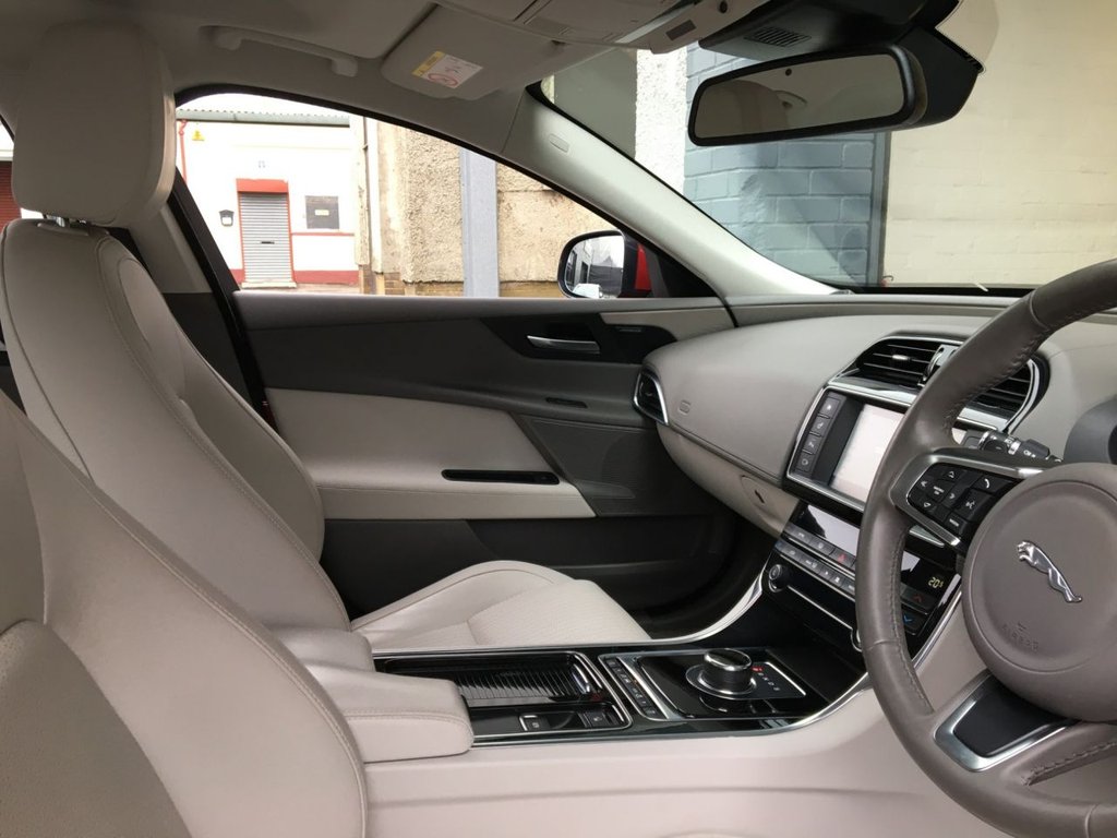 USED 2018 18 JAGUAR XE 2.0 D PORTFOLIO 4d 161 BHP 