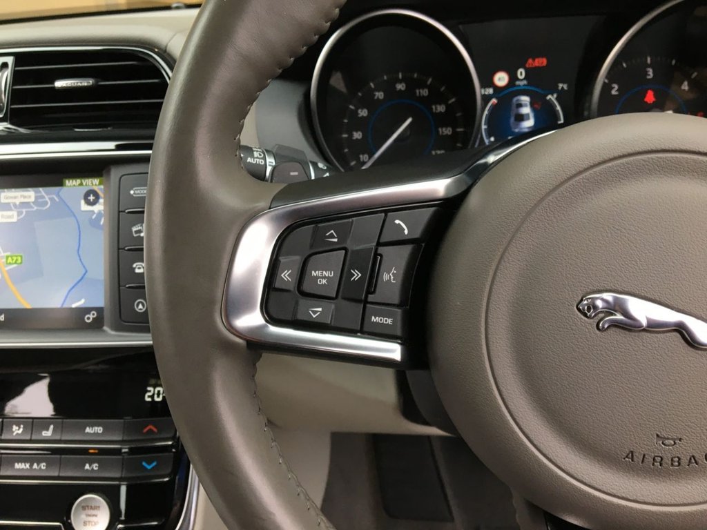 USED 2018 18 JAGUAR XE 2.0 D PORTFOLIO 4d 161 BHP 