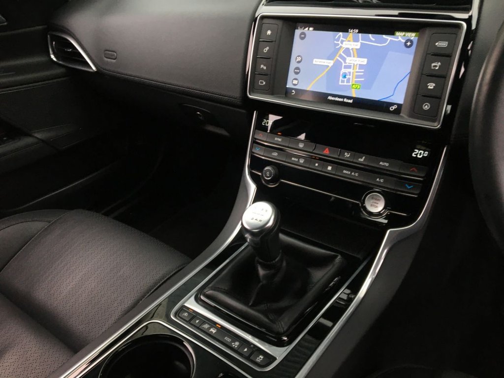 USED 2016 16 JAGUAR XE 2.0 PORTFOLIO 4d 161 BHP 