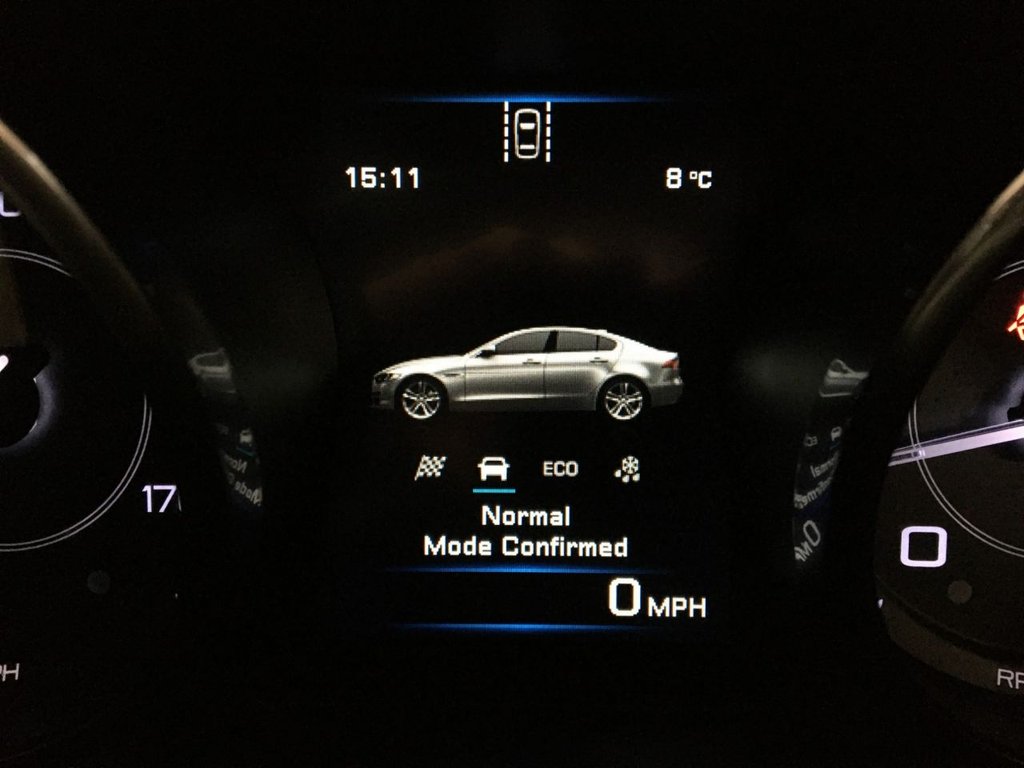 USED 2016 16 JAGUAR XE 2.0 PORTFOLIO 4d 161 BHP 