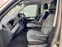 USED 2017 17 VOLKSWAGEN CARAVELLE 2.0 EXECUTIVE TDI BMT 5d AUTO 201 BHP 