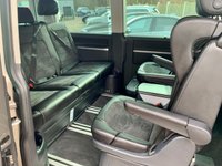 USED 2017 17 VOLKSWAGEN CARAVELLE 2.0 EXECUTIVE TDI BMT 5d AUTO 201 BHP 