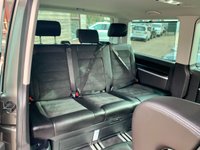 USED 2017 17 VOLKSWAGEN CARAVELLE 2.0 EXECUTIVE TDI BMT 5d AUTO 201 BHP 