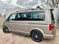 USED 2017 17 VOLKSWAGEN CARAVELLE 2.0 EXECUTIVE TDI BMT 5d AUTO 201 BHP 