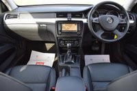 USED 2014 14 SKODA SUPERB 2.0 ELEGANCE TDI CR DSG 5d 168 BHP FULL SKODA SERVICE HISTORY! SAT NAV! DAB! FOLD MIRRORS!