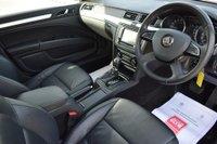 USED 2014 14 SKODA SUPERB 2.0 ELEGANCE TDI CR DSG 5d 168 BHP FULL SKODA SERVICE HISTORY! SAT NAV! DAB! FOLD MIRRORS!