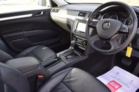 USED 2014 14 SKODA SUPERB 2.0 ELEGANCE TDI CR DSG 5d 168 BHP FULL SKODA SERVICE HISTORY! SAT NAV! DAB! FOLD MIRRORS!